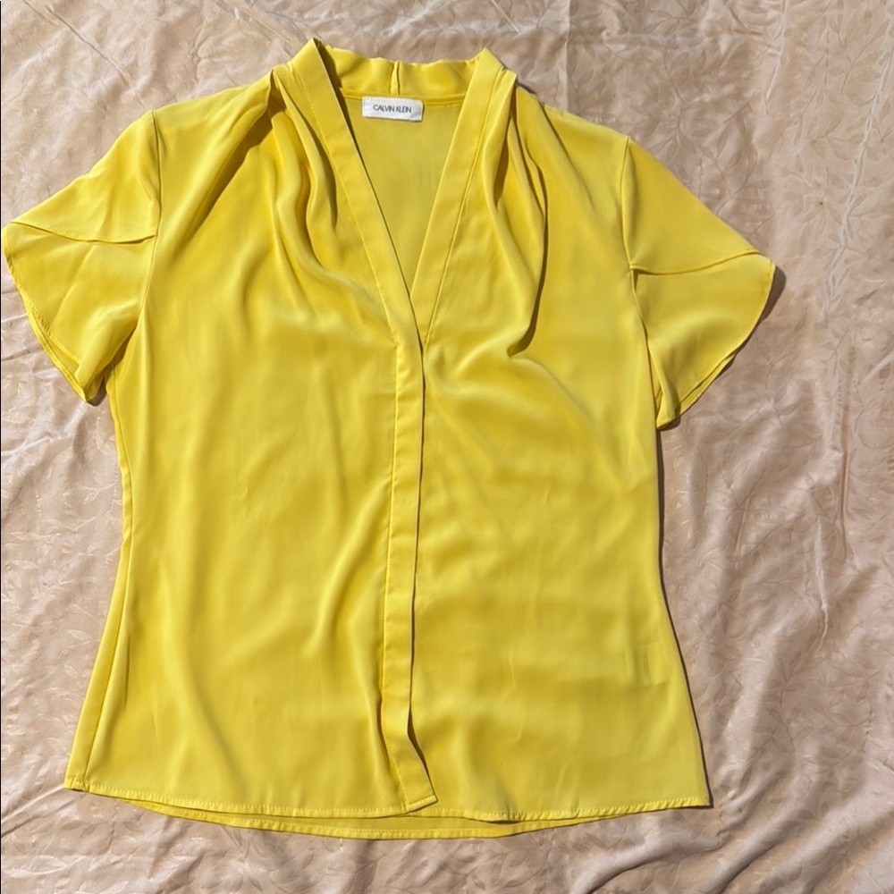 Calvin Klein Yellow Fitted Notched Collar Blouse